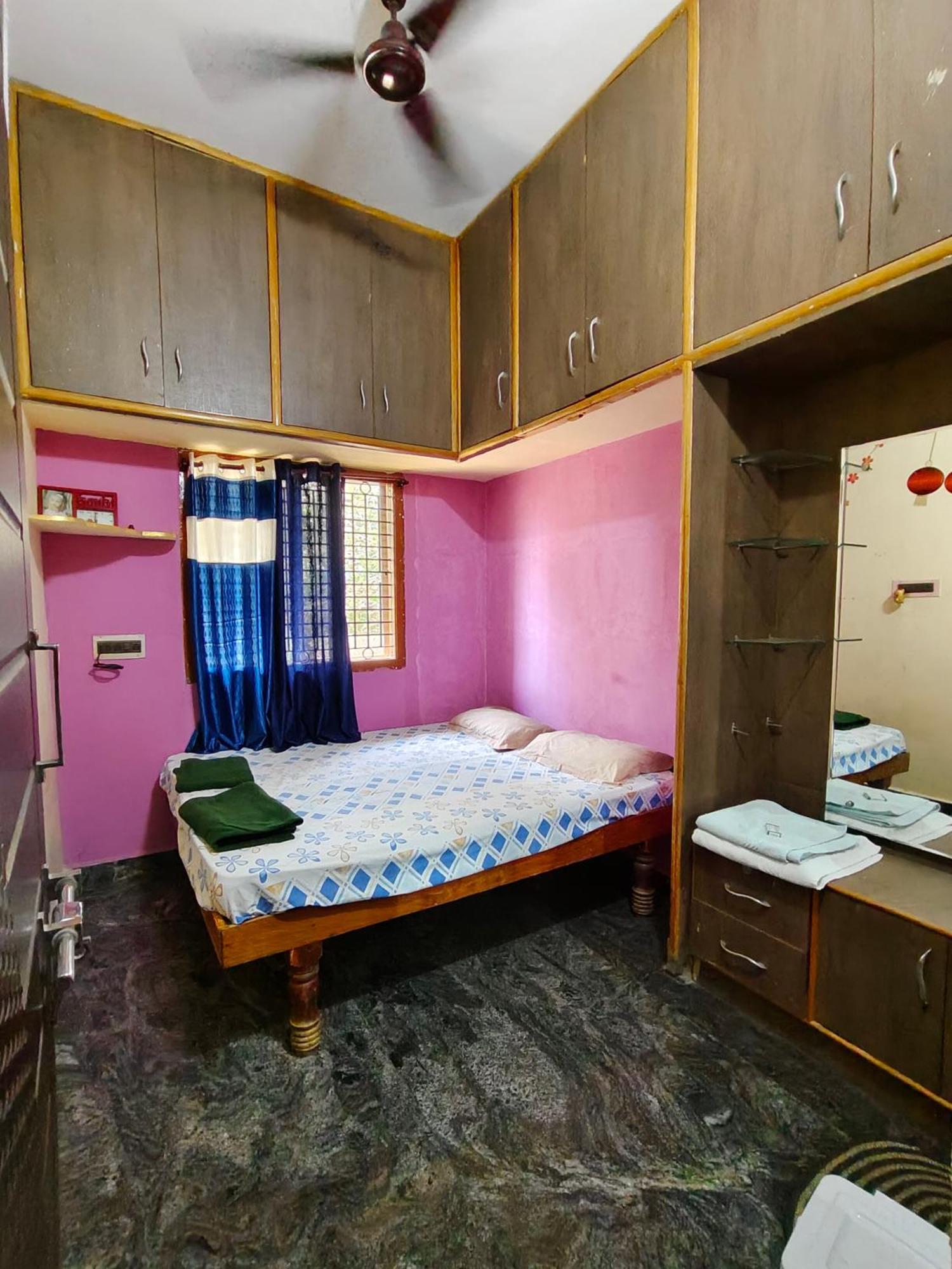 Backpiper Stay Hampi Exterior photo